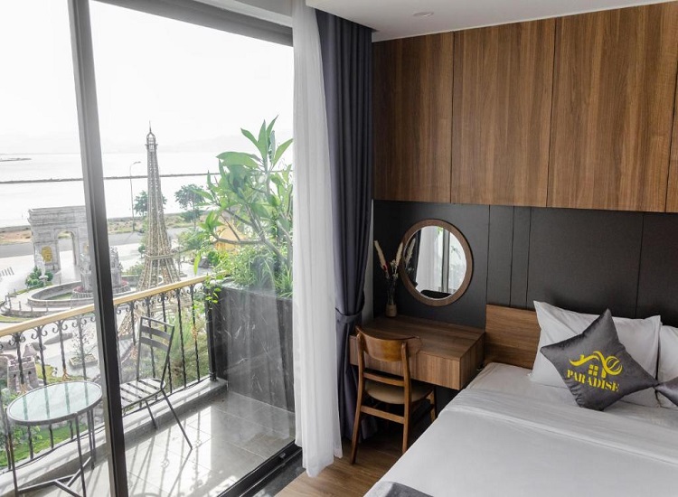 KHÁCH SẠN PARADISE