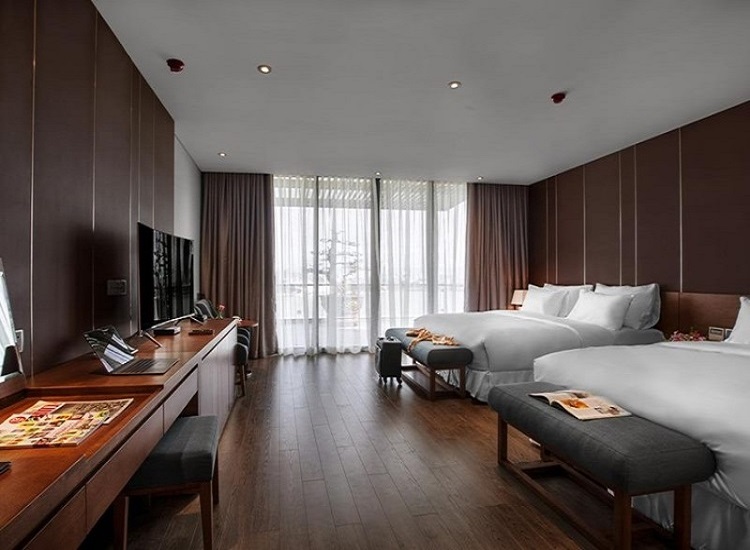 AVORA HOTEL