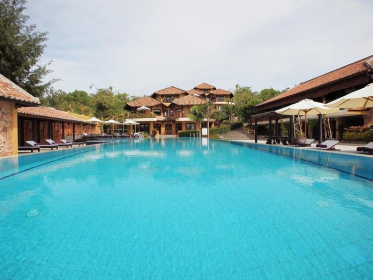 POSHANU RESORT